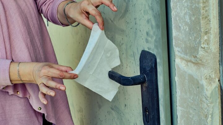 Mysophobia: The Panic Fear of Contagion