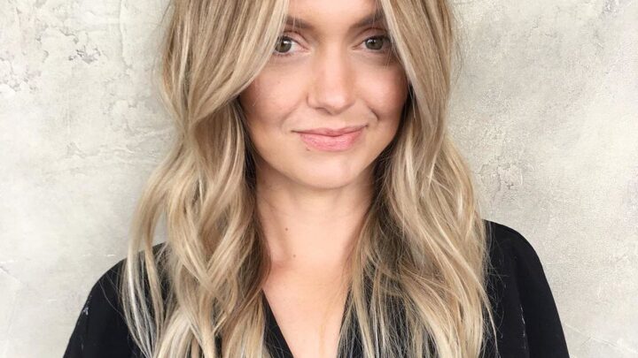 Curtain Bangs: The Trend Hairstyle 2021