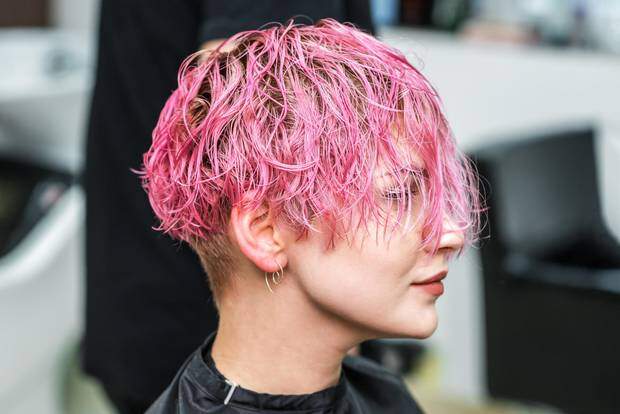 Hair Straightening: That's The Way to Do It! Hair Straightening: That's The Way to Do It!