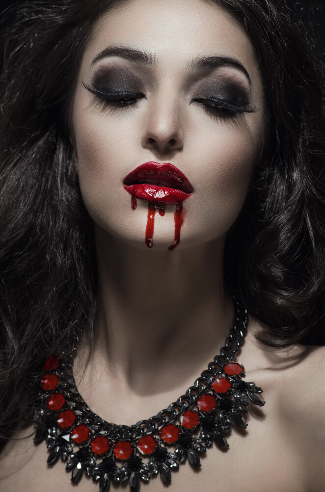 Best Vampire Makeup For Halloween