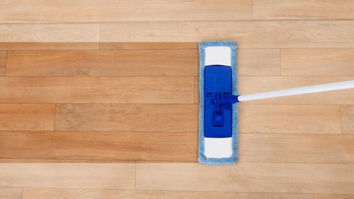 How to Clean Vinyl Floors: Instructions and Tips