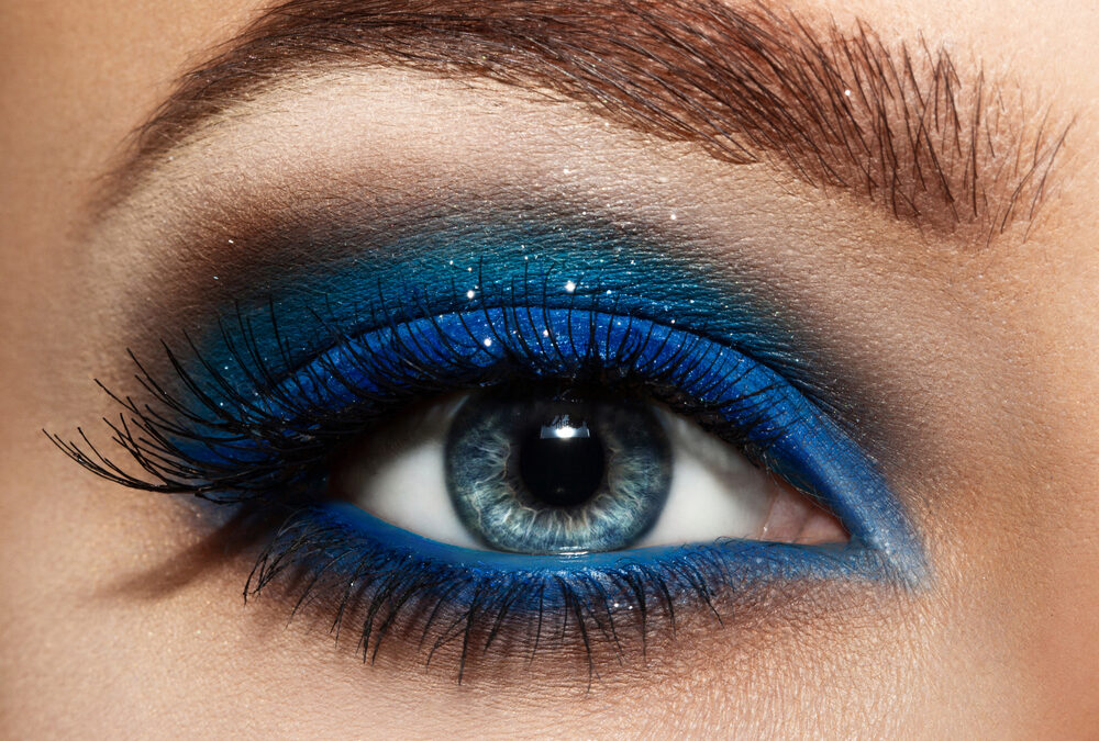 Blue Eye Makeup Tutorial: Tips and Tricks