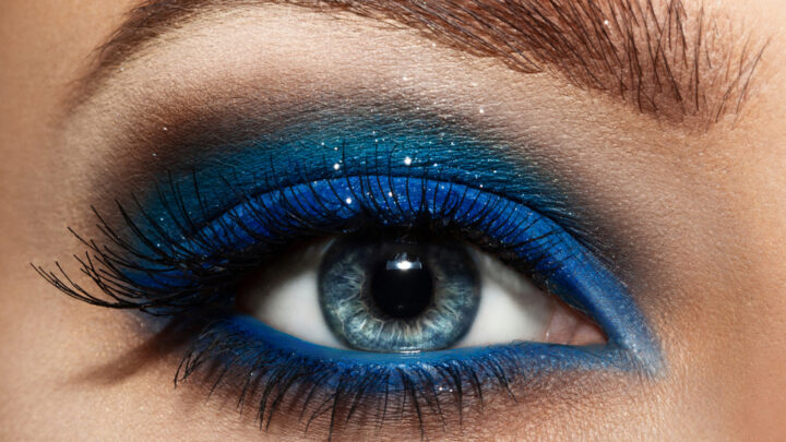 Blue Eye Makeup Tutorial: Tips and Tricks