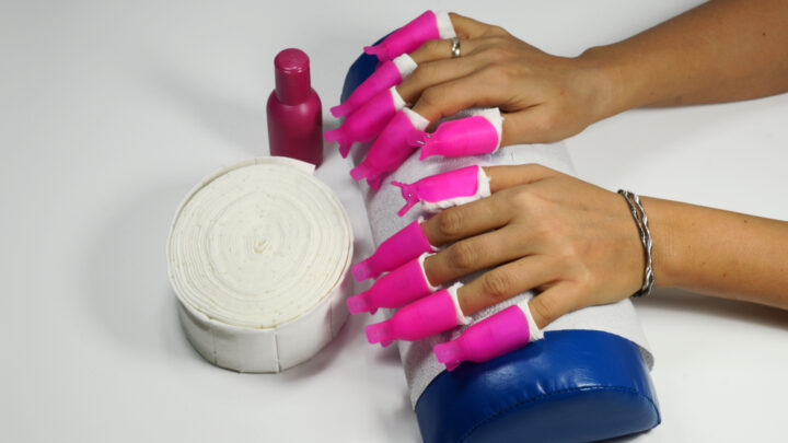 How To Remove Acrylic Nails The Right Way At Home!