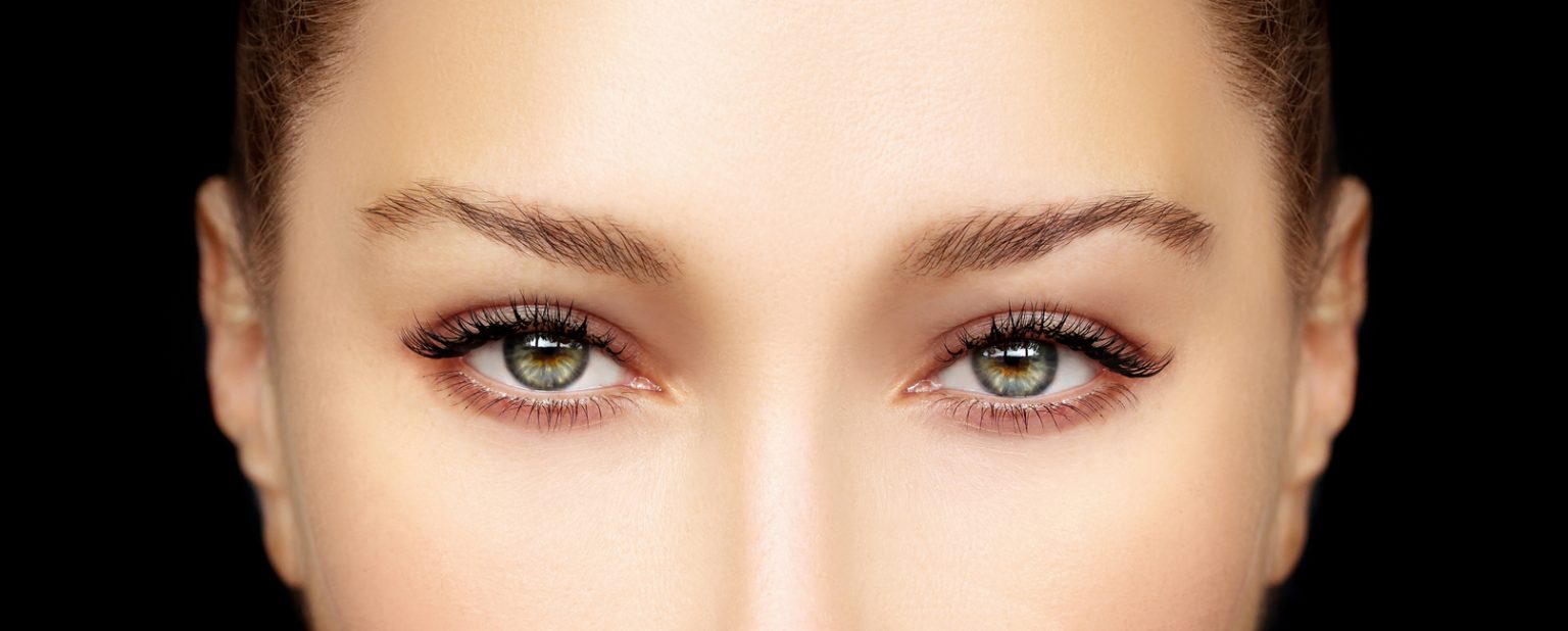 4 Best Makeup Tips for Having Almond-Shaped Eyes | Women's Alphabet