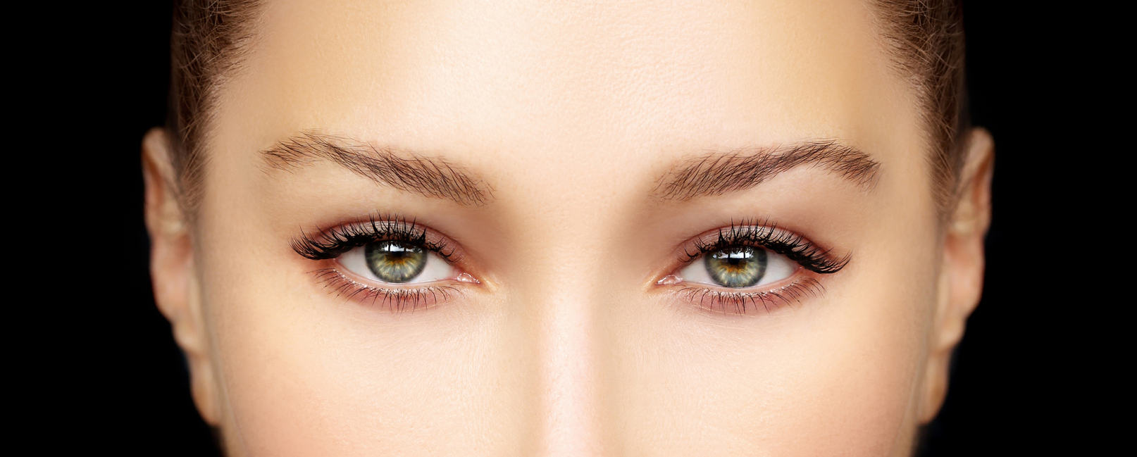 4 Best Makeup Tips for Having AlmondShaped Eyes Women's Alphabet