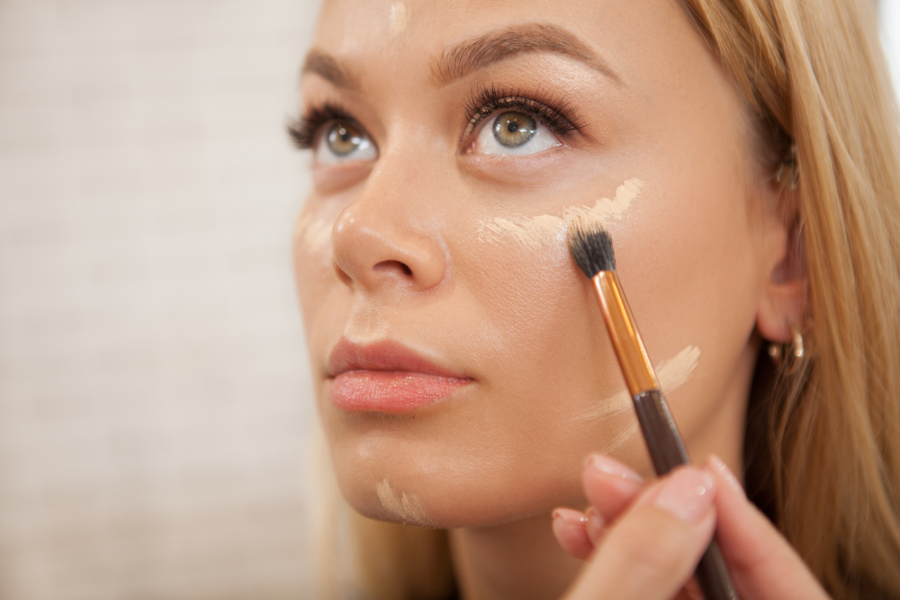 applying highlighter