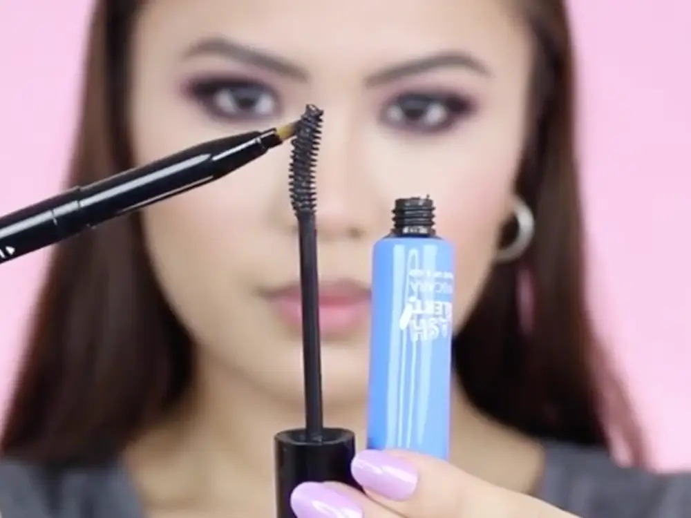 How to Apply Eyeliner Best Tips for 2021