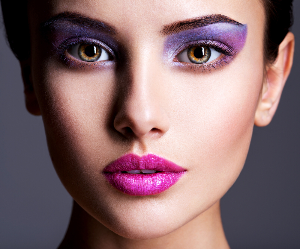 purple eyeshadow