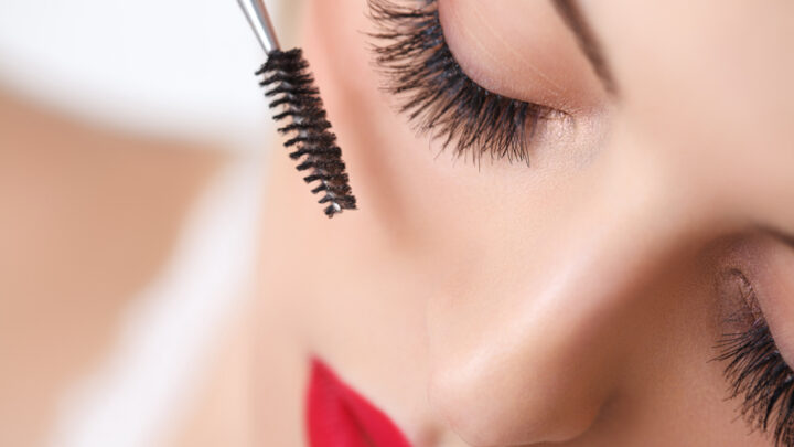 How to Fix Dry Mascara Instantly | 7 Ways to Fix Dried Mascaras