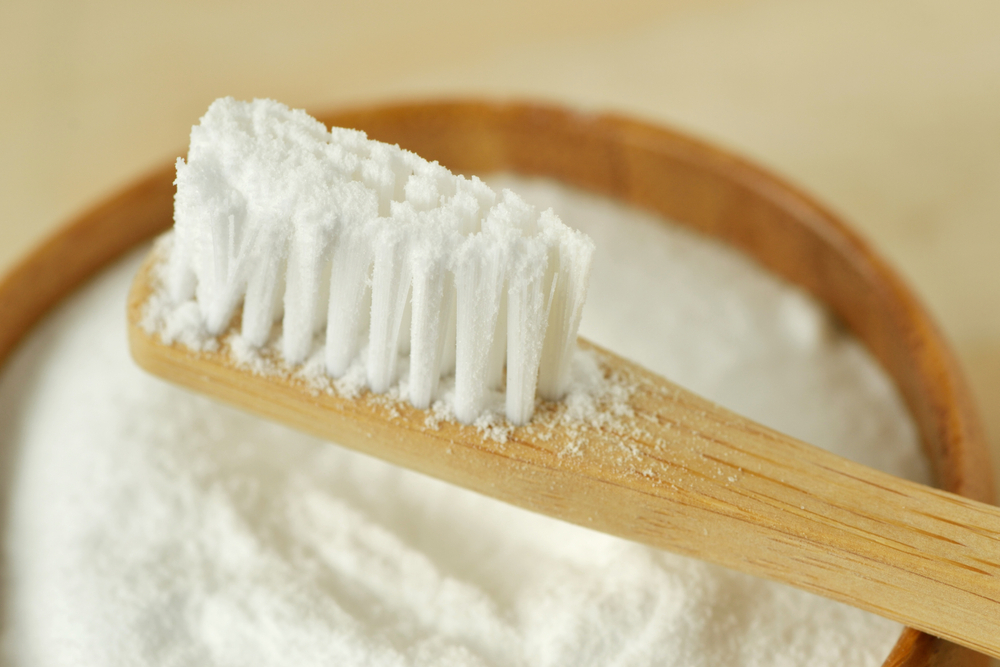 baking soda for teeth whitening