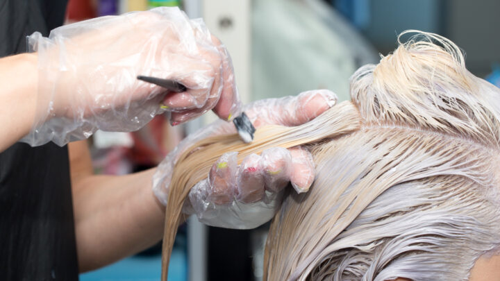 How To Grow Out Bleached Hair