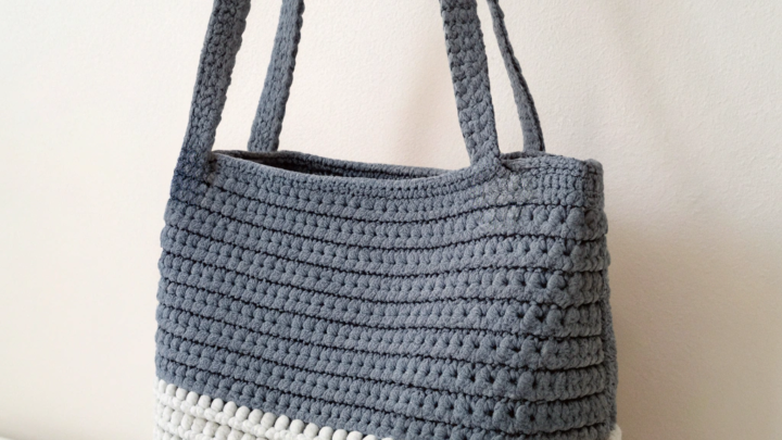 Beginner-Friendly Striped Tote Bag Crochet Guide