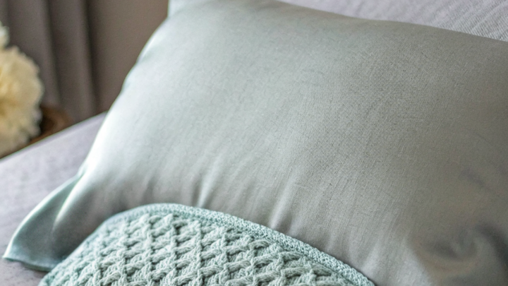Hook Up Your Dreamy Sleep Mask