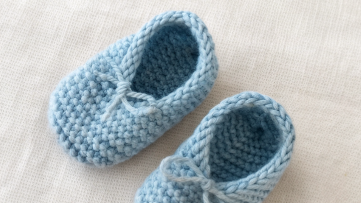 Easy Garter Stitch Booties