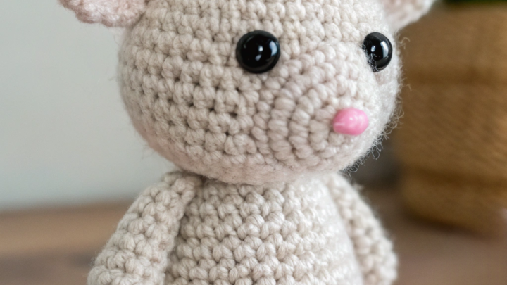 Craft a Charming Crochet Mouse