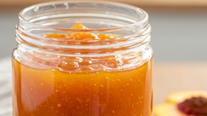 How to Make Glorious Homemade Peach Jam
